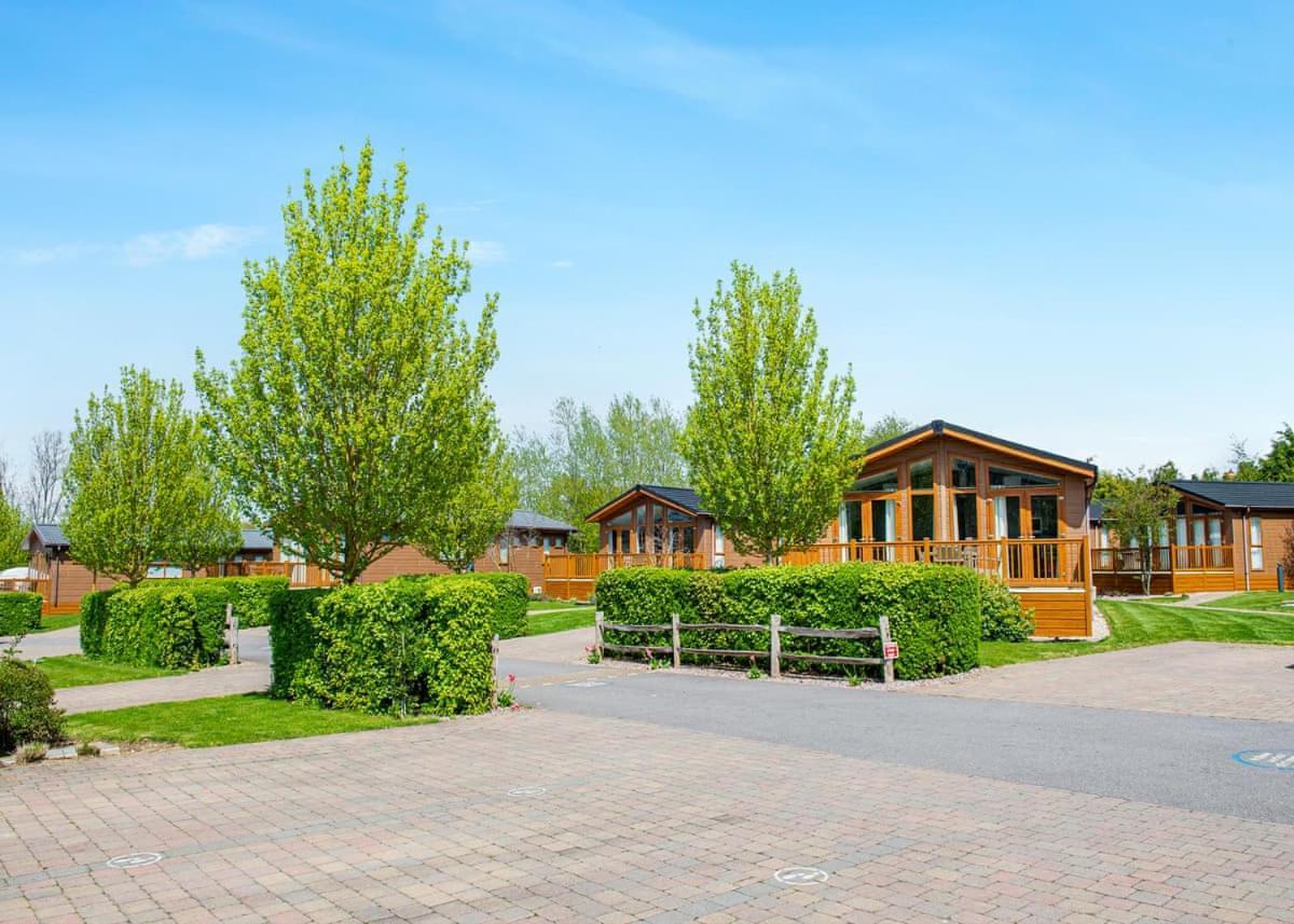 Canterbury Reach Lodge Retreat Petham Extérieur photo